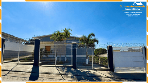 Casa à venda em Jundiaí, Medeiros, com 3 suítes, com 675 m²
