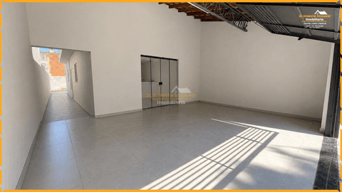 Casa à venda em Salto, Residencial Santa Madre Paulina, com 2 quartos, com 100 m²