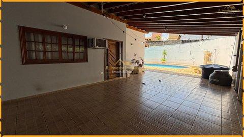 Sobrado à venda em Salto, Jardim Donalísio, com 4 quartos, com 250 m²